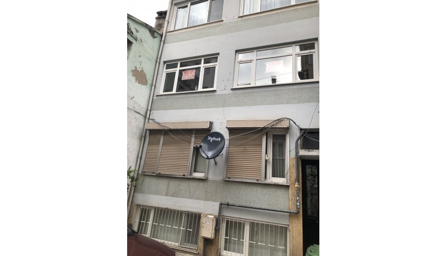 İPEKÇİLİK (YAVR)3+1 KOMBİLİ BAKIMLI 2.KAT BALKONLU