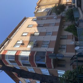 SATILIK- İPEKÇİLİK 2+1 KOMBİLİ BAKIMLI CAM BALKON KÖŞE MANZARALI (NR)